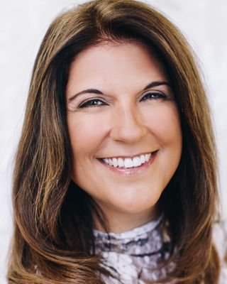 Denise Lynn Davies profile image